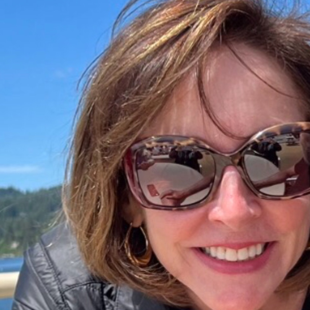 Meet your Posher, Kimberly